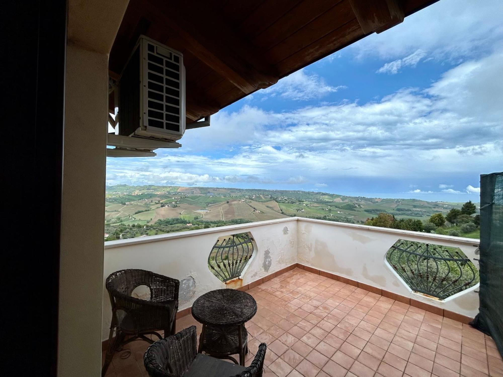La Villa In Campagna Citta Sant'Angelo Exteriör bild